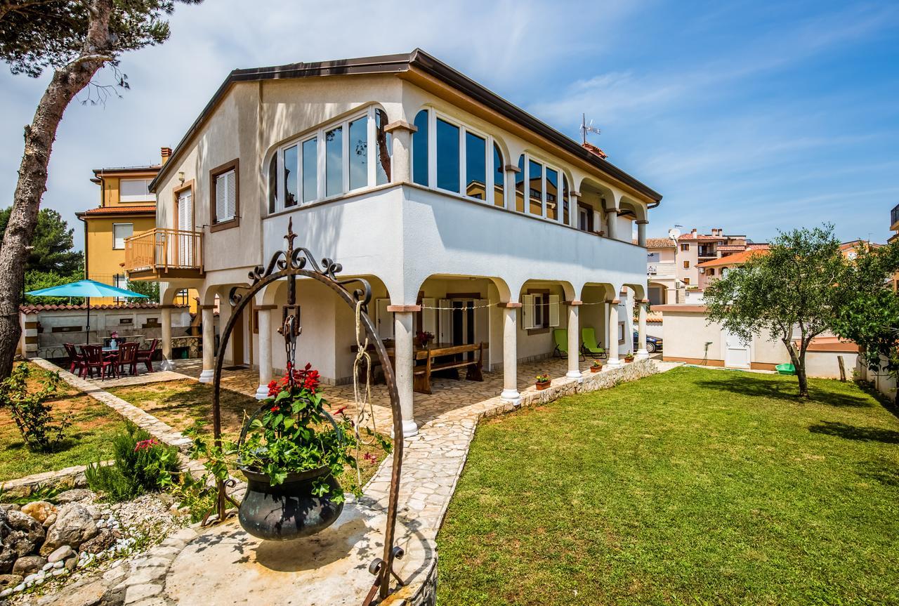 Apartment Carolina Ližnjan Εξωτερικό φωτογραφία